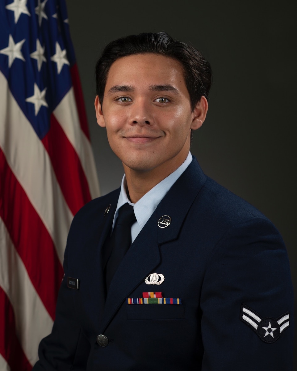 Official portrait of A1C Bushouer