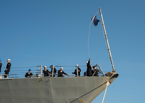 USS Nitze (DDG 94) returns from deployment to Naval Station Norfolk.