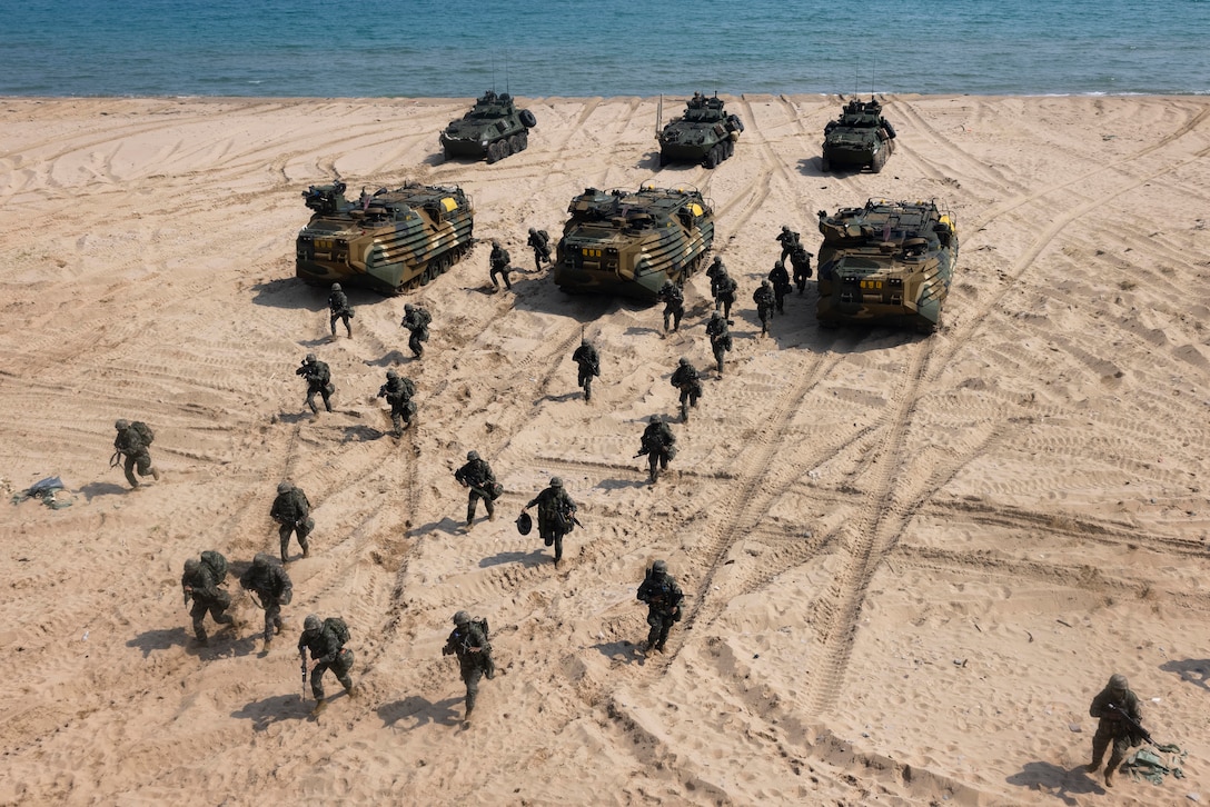 Republic of Korea Marines and U.S. Marines assigned to Battalion Landing Team 2/4, 13th Marine Expeditionary Unit, conduct a simulated amphibious assault during Ssang Young 23. Celebrating the 70th anniversary of the U.S.-ROK Alliance, Ssang Young 2023 strengthens the Alliance through bilateral, joint training, contributing toward the ROK’s combined defense of the Korean Peninsula and increasing the readiness of the U.S.-ROK Alliance.