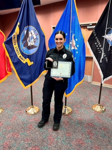 Image of police officer