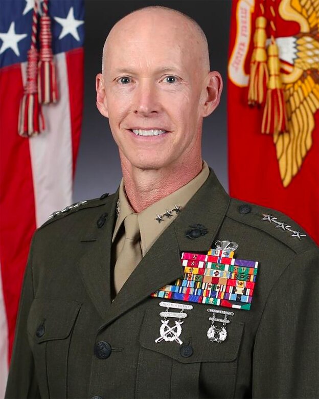 The official photograph for Lieutenant General James F. Glynn, Deputy Commandant for Manpower and Reserve Affairs, Headquarters, United States Marine Corps.