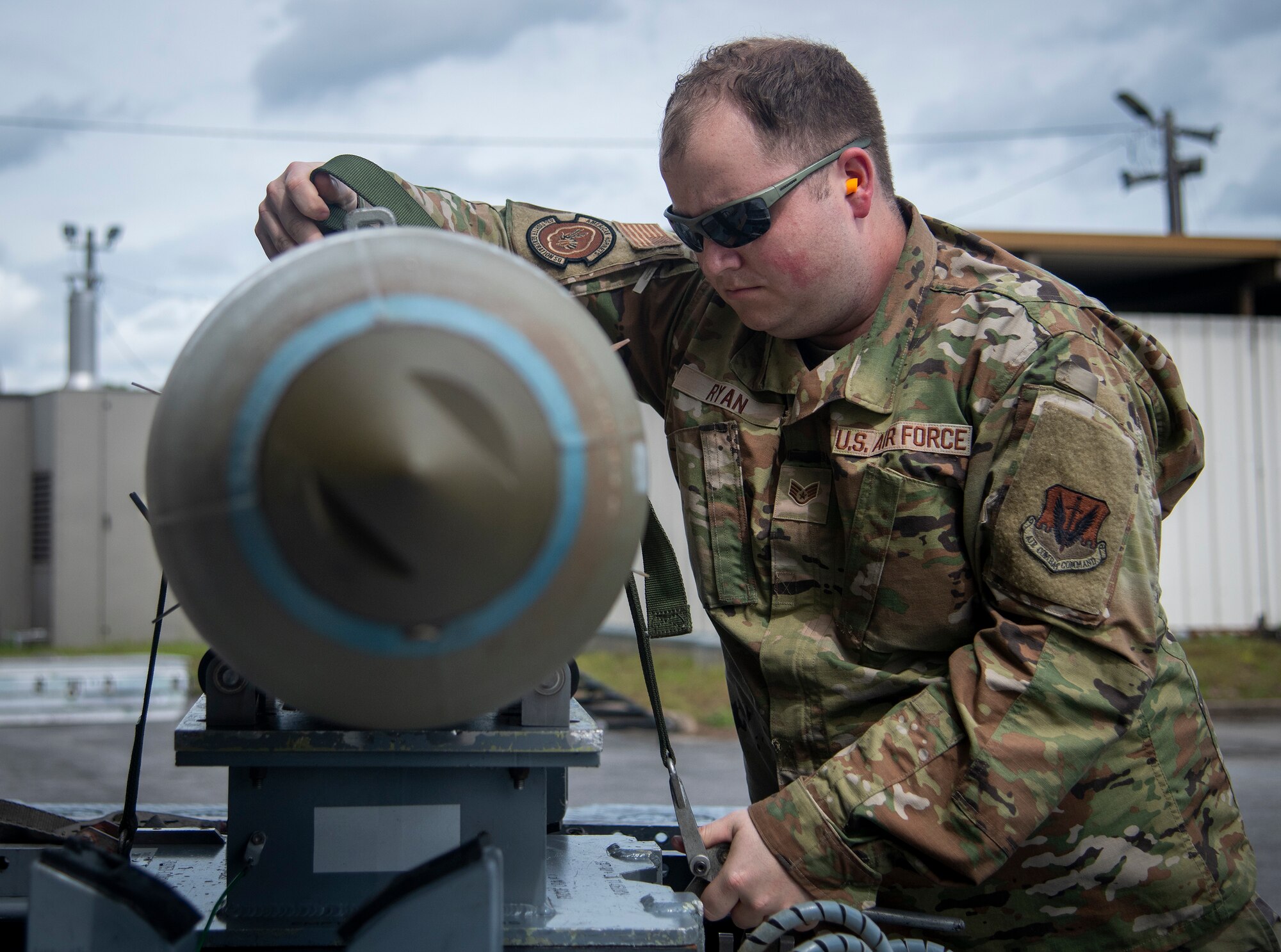 Final Raptor weapons load at Eglin