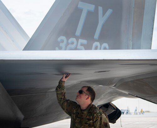 Final Raptor weapons load at Eglin