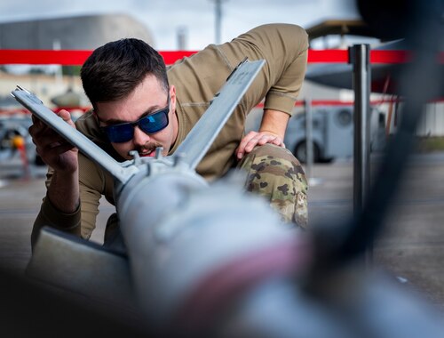 Final Raptor weapons load at Eglin