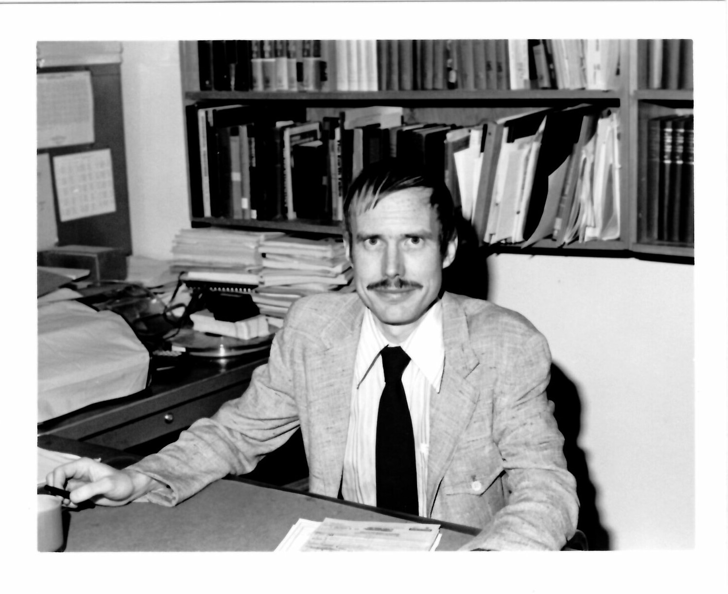 Dr. Dennis McCarthy─former Director of the Directorate of Time at the U.S. Naval Observatory (USNO) and GPS pioneer─was inducted into Naval Oceanography Hall of Fame in ceremony hosted by USNO, April 6, 2023.
Considering McCarthy’s career as UNSO’s former Director of the Directorate of Time from 1996 to 2005 and a list of stellar, professional feats; his induction comes with open arms awaiting his arrival.
“For the last half century, Dennis has quietly served as the internationally recognized subject matter expert (SME) for Precise Time and Earth Orientation, ensuring the accuracy of navigation products used globally.” said CAPT H. F. “Rip” Coke, USNO Superintendent/Commanding Officer. “Basically, anyone who has ever used GPS to accurately arrive at their target destination should thank him.”