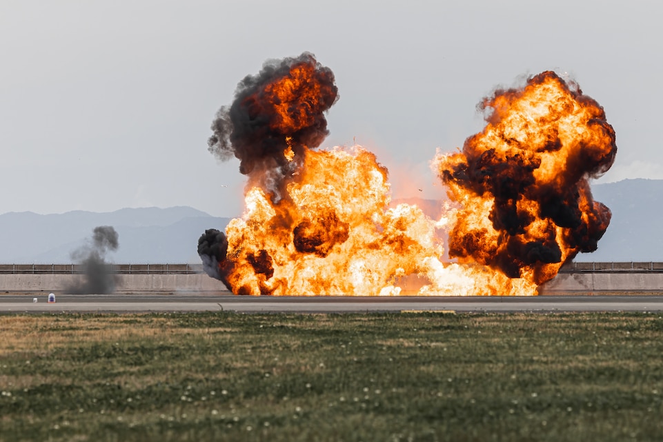 tick-tock-boom-explosive-ordnance-disposal-training-united-states