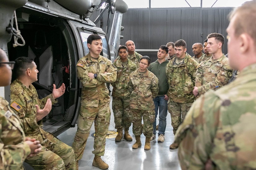 Army Reserve Aviation Command takes direct approach to recruiting