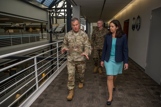 USSPACECOM hosts Under Secretary of the Air Force