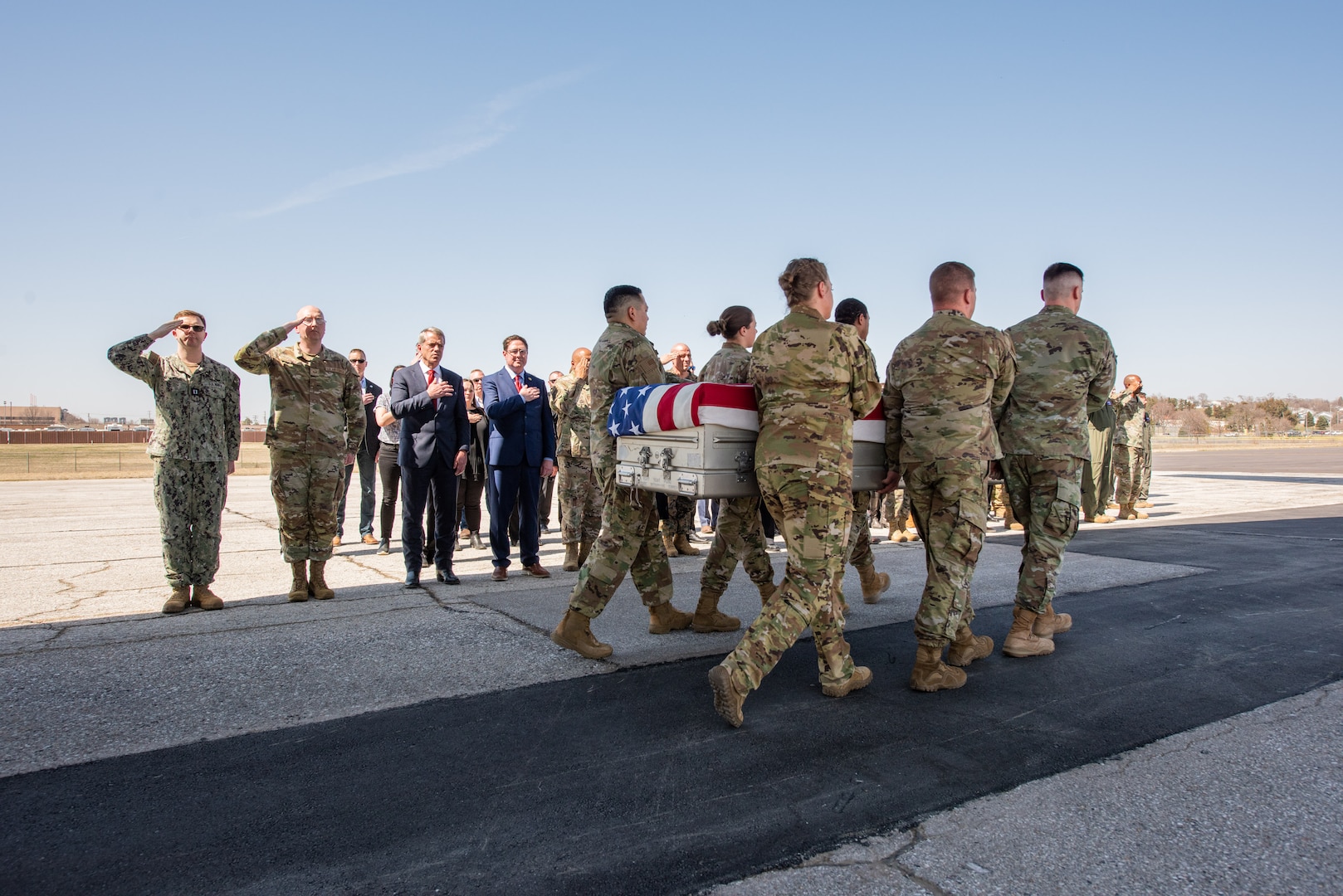 Airmen carries for dignified transfer
