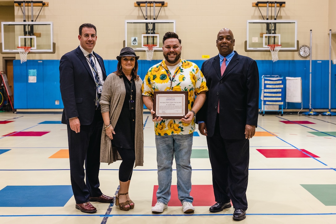 Jonathan Willis Named Mid-Atlantic District Teacher of the Year 2023