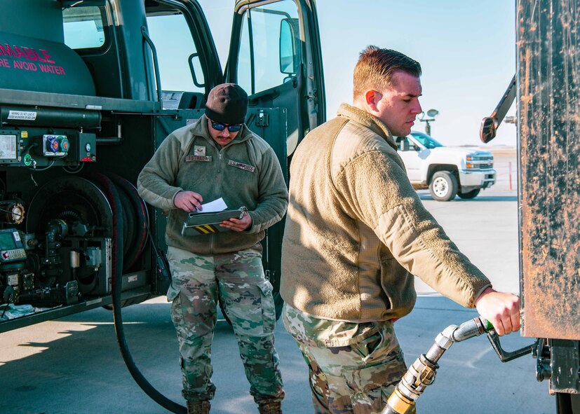 Minot LRS Airmen fuel Global Thunder 23