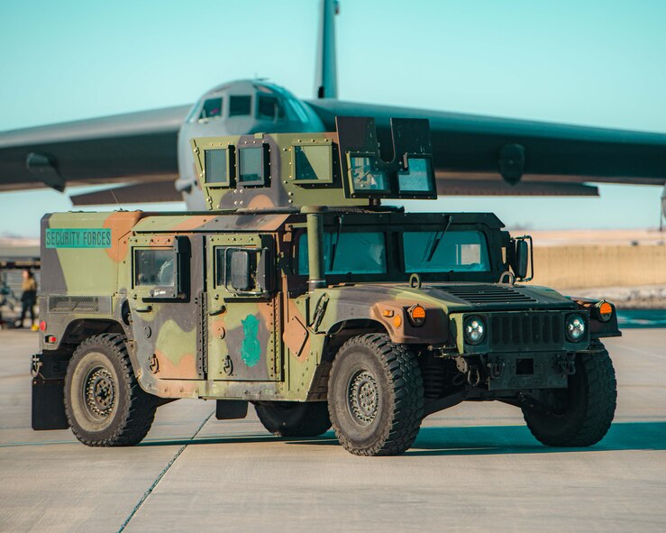 Minot LRS Airmen fuel Global Thunder 23