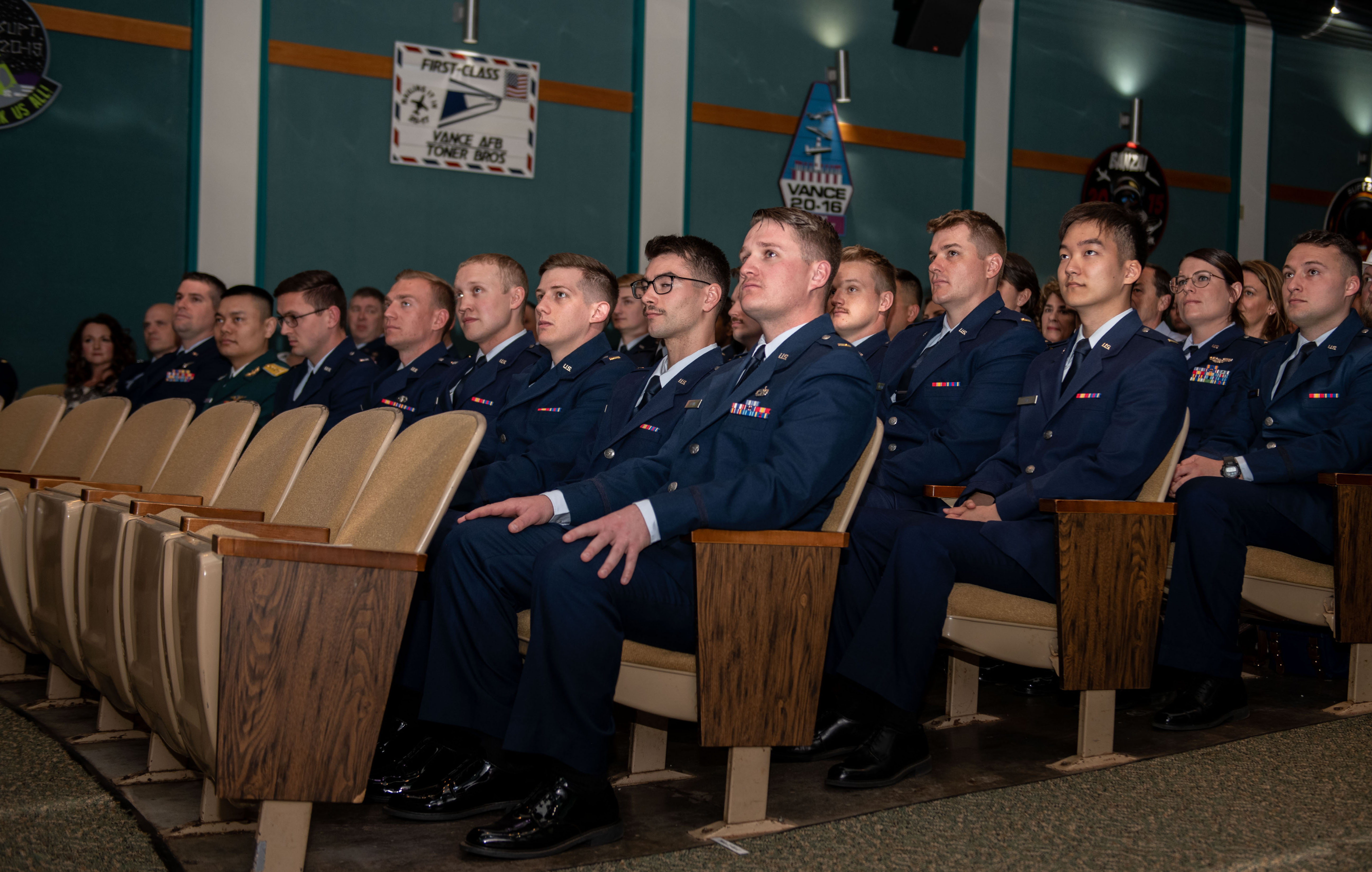 Vance Pilot wings awarded to 25 graduates of UPT Class 2308 > Air