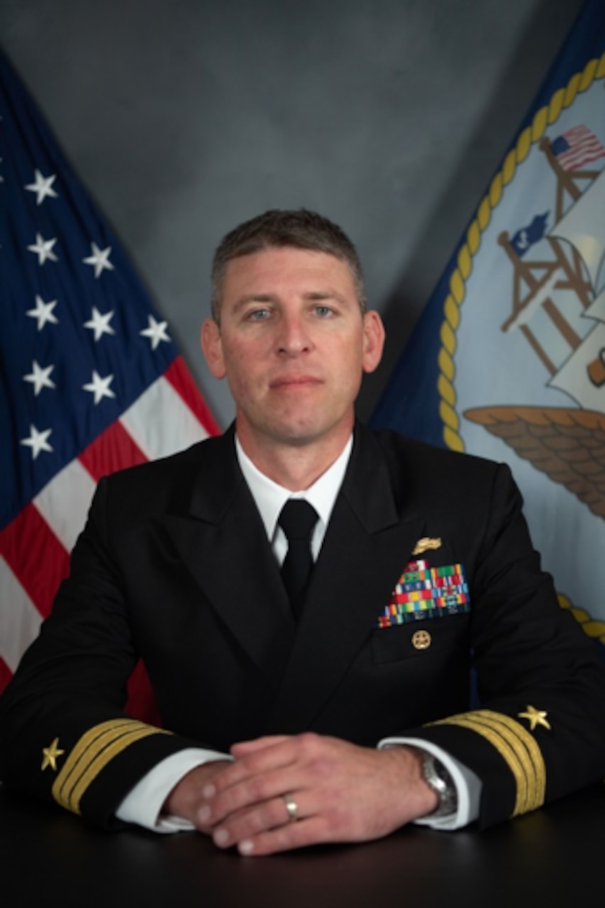 Cmdr. Mike McAraw