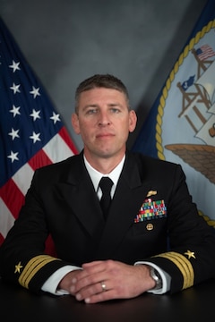 Cmdr. Mike McAraw