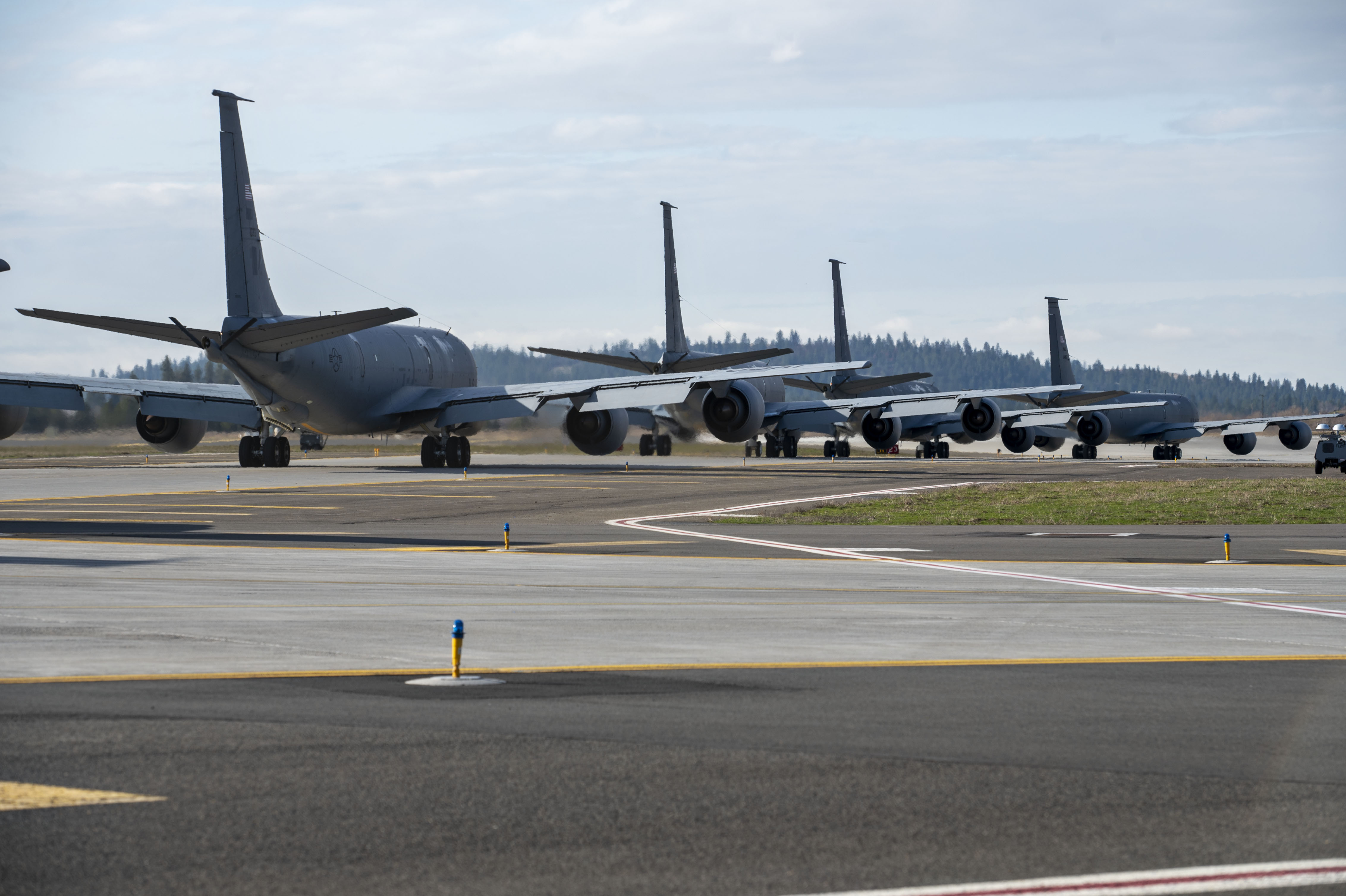 USAF 333d FS クリスマス F-22s set for first overseas deployment > Air Force