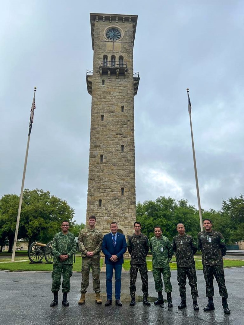 Conference of American Armies Partner Nation Members Visit Army South Headquarters