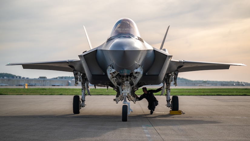 An aircraft from the U.S. Air Force F-35 Lightning II Demonstration Team arrives at the Kentucky Air National Guard Base in Louisville, Ky., April 19, 2023, in advance of the Thunder Over Louisville air show. The annual event, to be held along the banks of the Ohio River on April 22, will feature more than 20 military and civilian aircraft. (U.S. Air National Guard photo by Dale Greer)