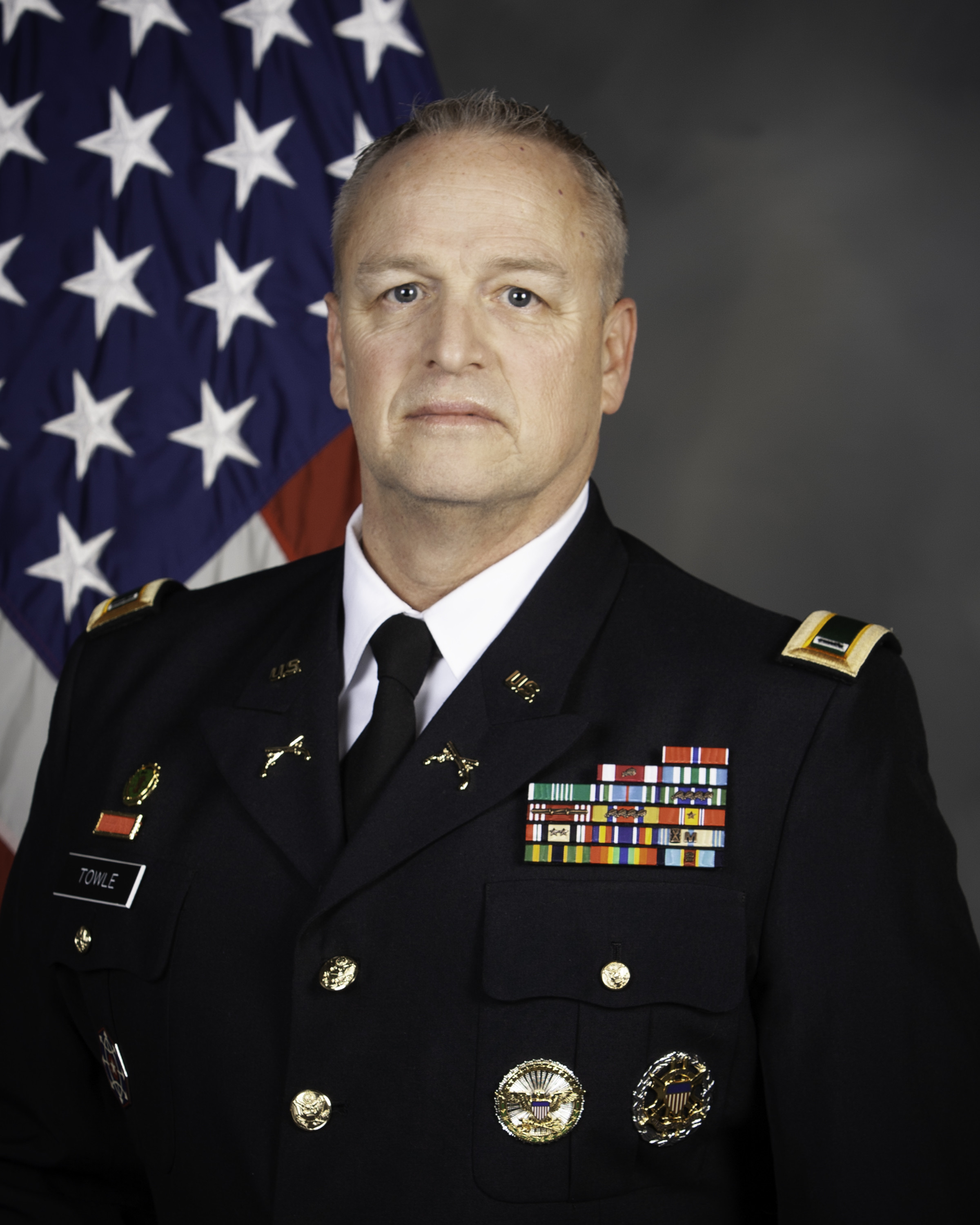Command Chief Warrant Officer 5 James E. Towle > U.S. Army Reserve