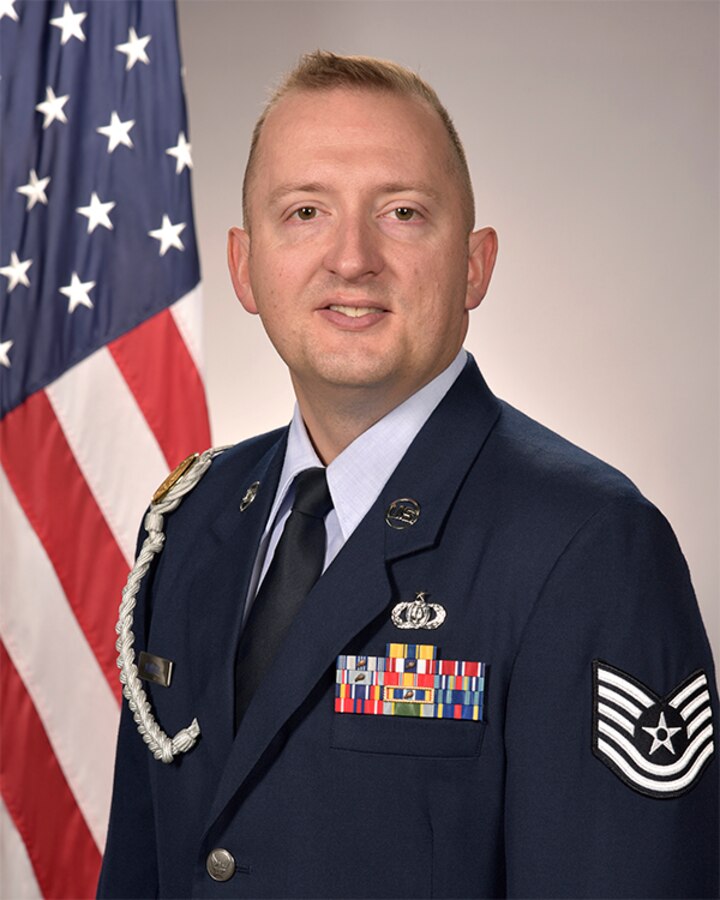TSgt Denver Murphy, Official Photo