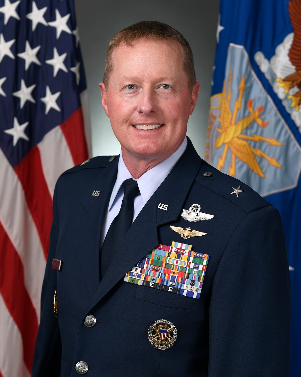 This is the official portrait of Brig Gen Frank Bradfield.