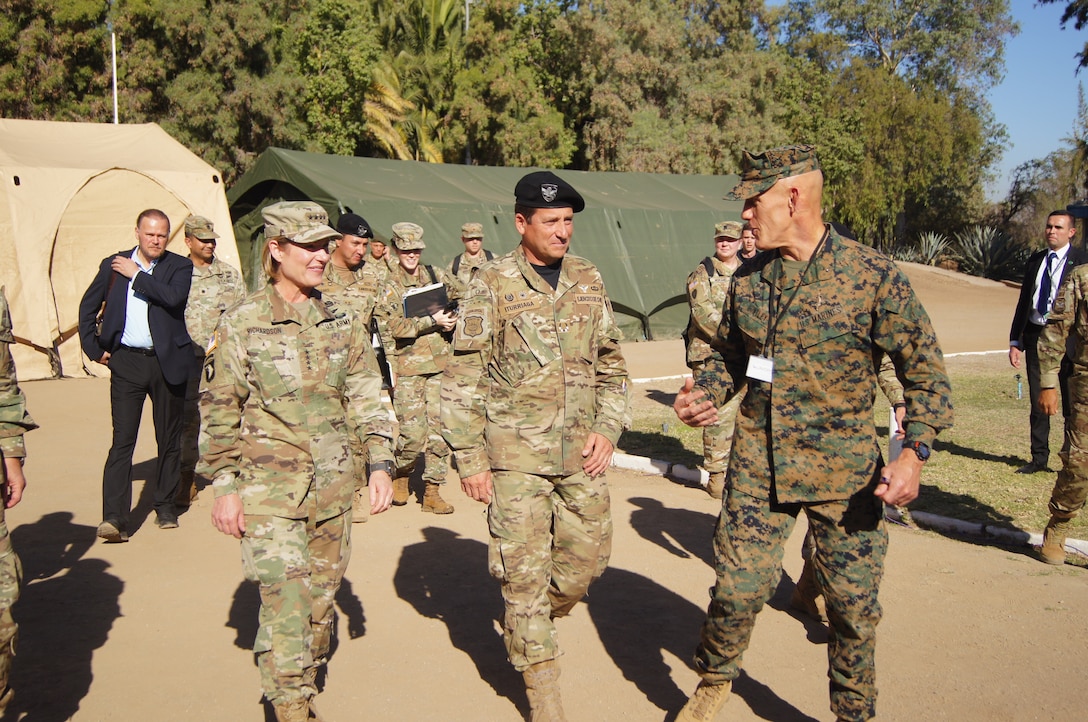 Special Operations Command South Commanding Officer, Brig. Gen. Peter Huntley briefs the Commander of U.S. Southern Command (SOUTHCOM), Gen. Laura Richardson, and Commander in Chief of the Chilean Army, Gen. Javier Iturriaga, on the intentions and goals for this year’s combined joint training exercise, Fused Response, April 19 at Special Operations Brigade in Colina.