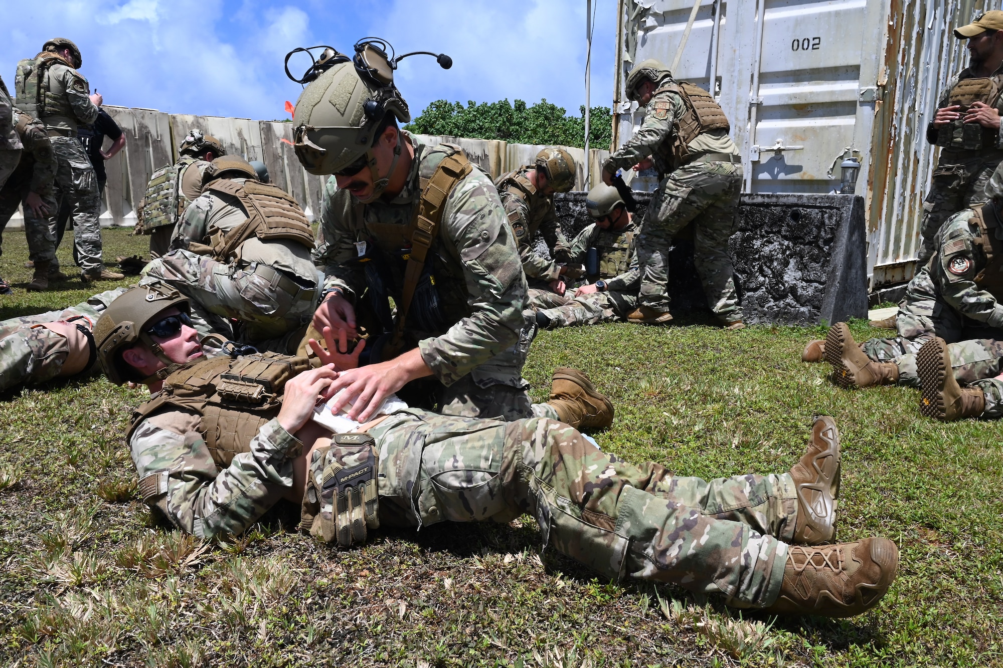 U.S. Air Force members assigned to
Andersen Air Force Base, Guam, practice
Tactical Combat Casualty Care
techniques during the air advisor course
at Pacific Regional Training Center-
Andersen, Guam, March 31, 2023.