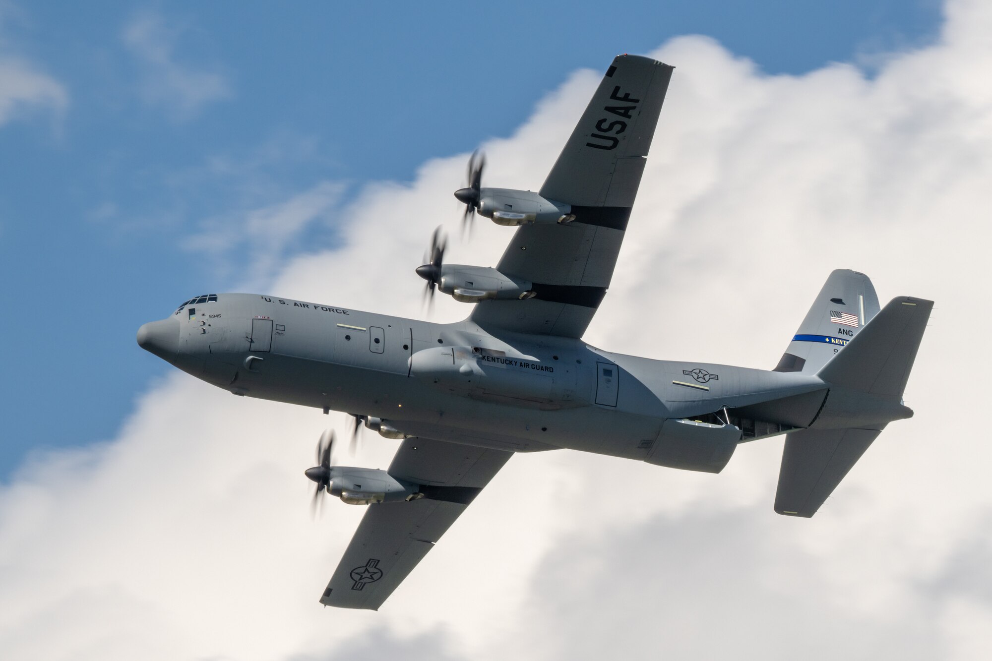 A C-130J Super Hercules from the Kentucky Air National Guard’s 123rd Airlift Wing performs an aerial demonstration along the banks of the Ohio River in downtown Louisville, Ky., April 22, 2023, as part of the annual Thunder Over Louisville air show. This year’s event featured more than 20 military and civilian planes, from the latest-generation fighter jets to historic warbirds. (U.S. Air National Guard photo by Dale Greer)