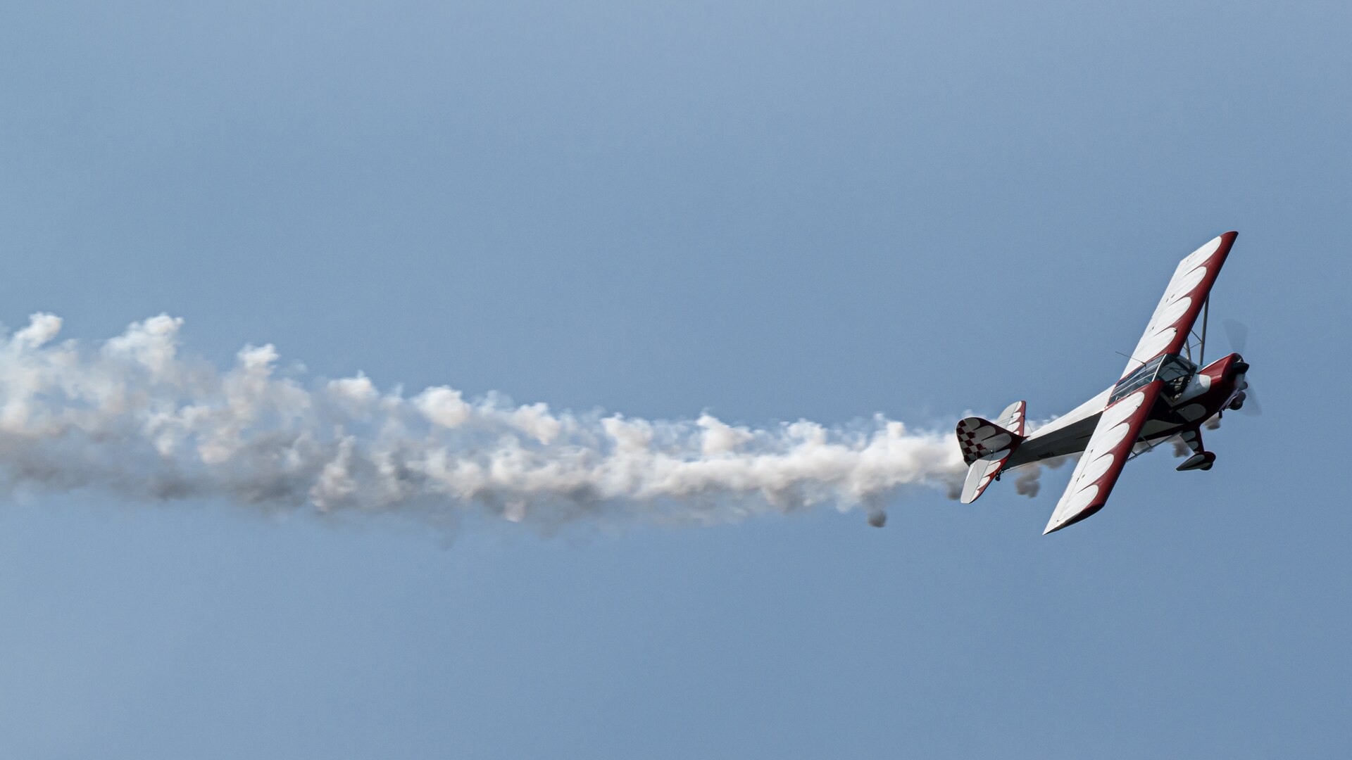 A clipped-wing Taylorcraft, piloted by retired Kentucky Air National Guard pilot Nick Coleman, performs an aerial demonstration along the banks of the Ohio River in downtown Louisville, Ky., April 22, 2023, as part of the annual Thunder Over Louisville air show. This year’s event featured more than 20 military and civilian planes, from the latest-generation fighter jets to historic warbirds. (U.S. Air National Guard photo by Dale Greer)