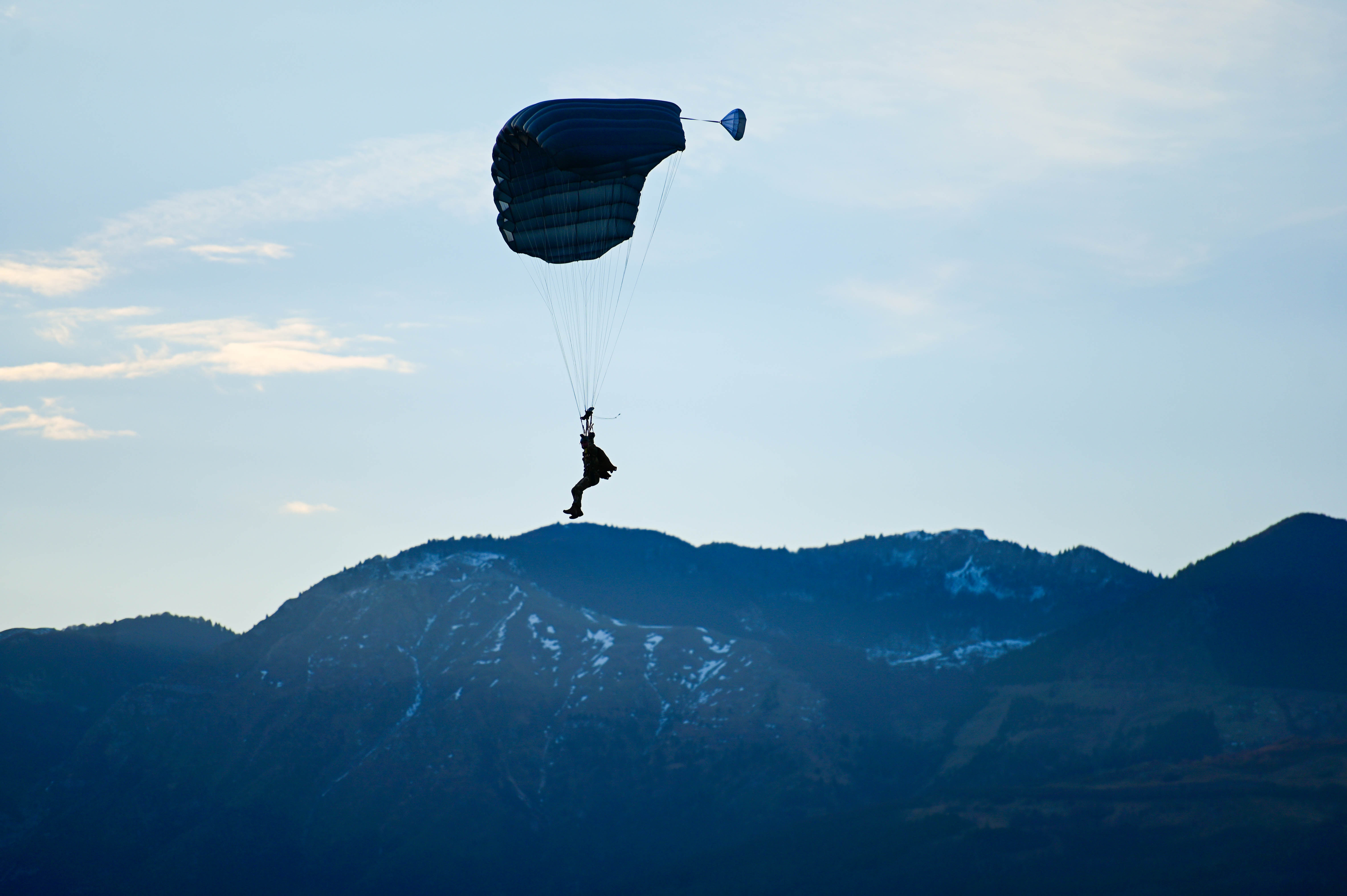 57th RQS jump training > Aviano Air Base > Display