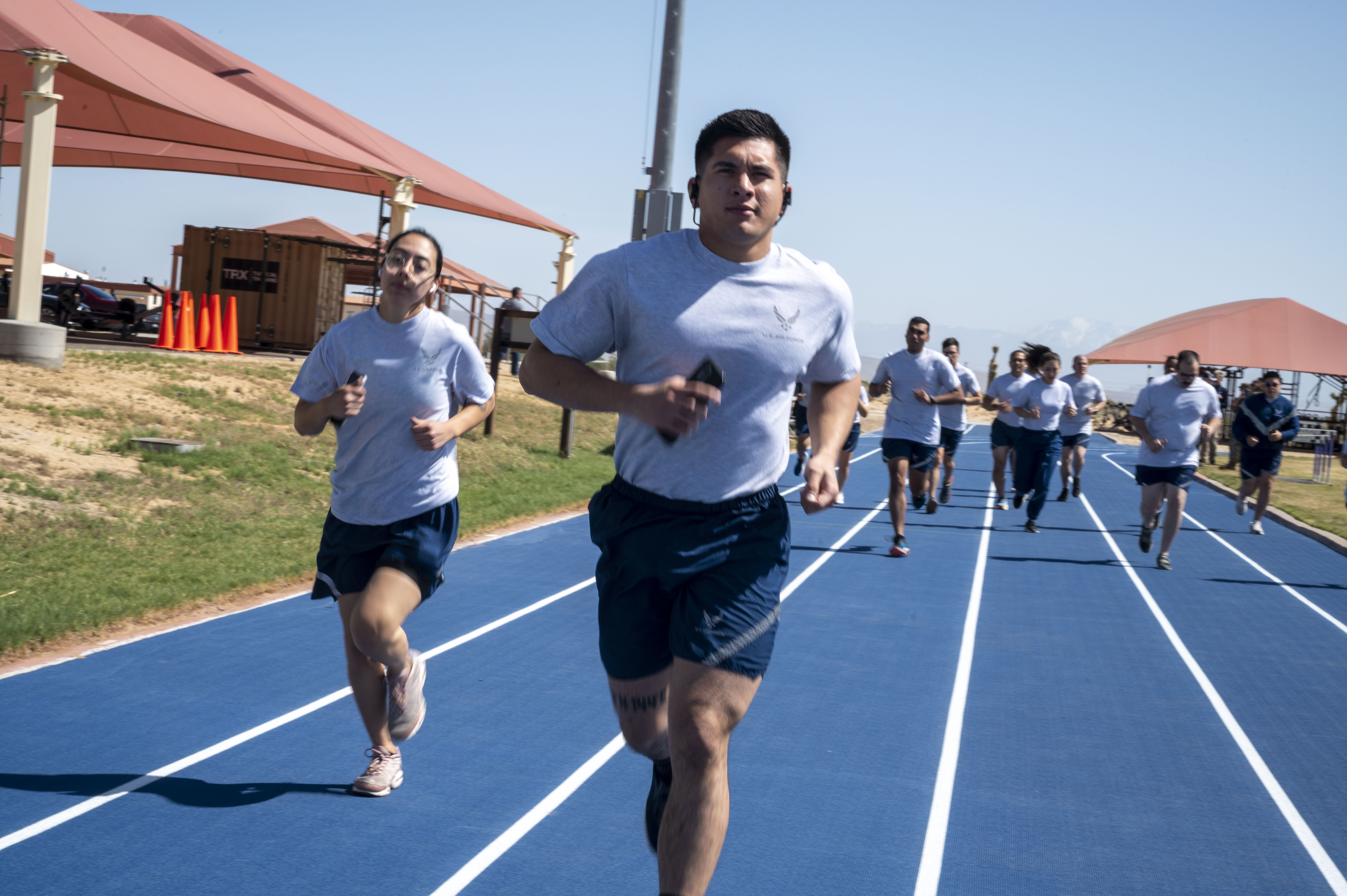 Edwards AFB unveils new stateoftheart fitness track at Rosburg