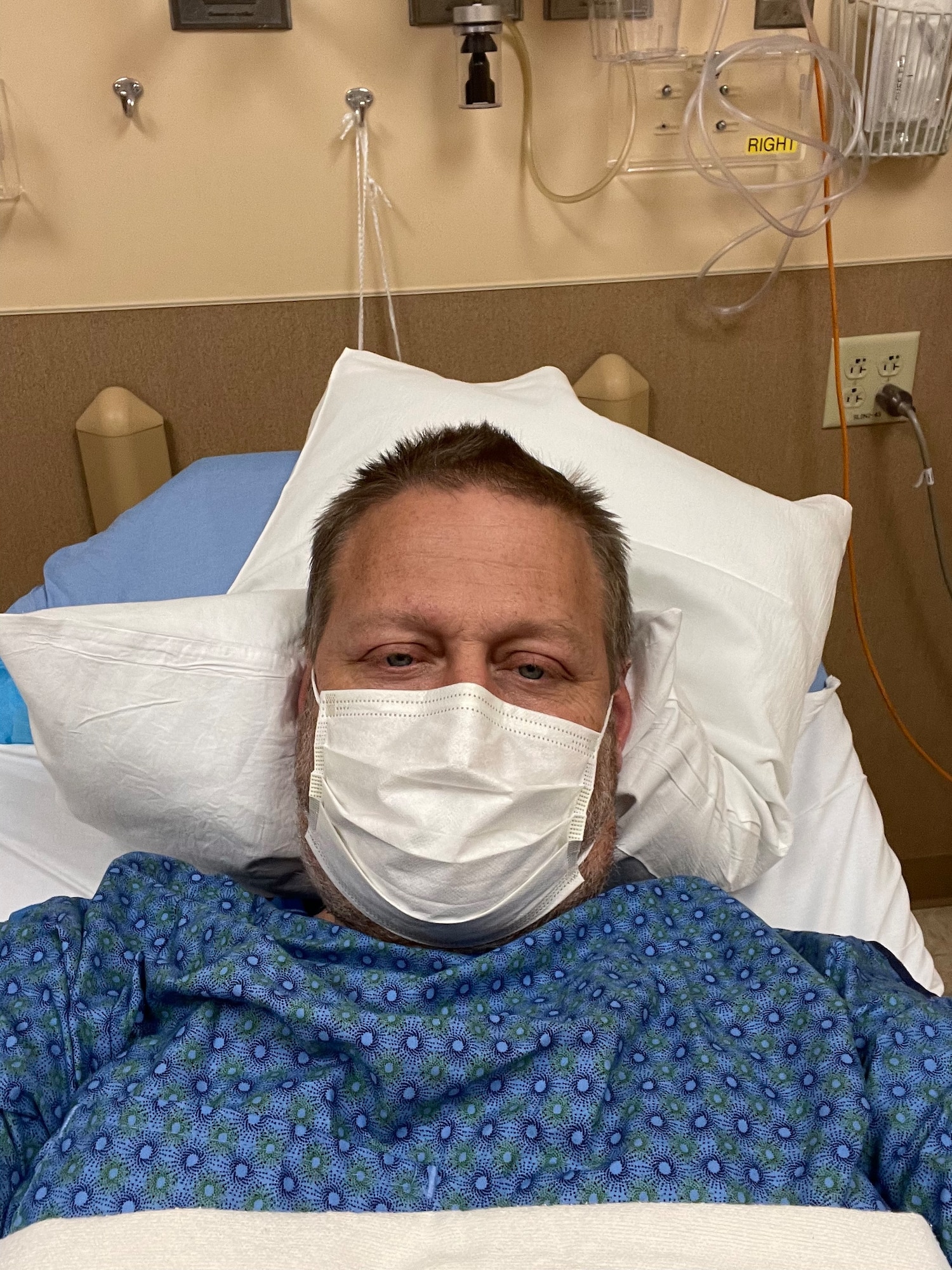 Nathan Munson, father of U.S. Air Force Staff Sgt. Nicholas Munson, 27th Special Operations Logistics Readiness Squadron fuels distribution supervisor, takes a selfie before his kidney transplant at Denver, Colo., November 8, 2022. The surgery had initially been delayed by six months when blood was found in Nathan Munson’s lung. (Courtesy photo)