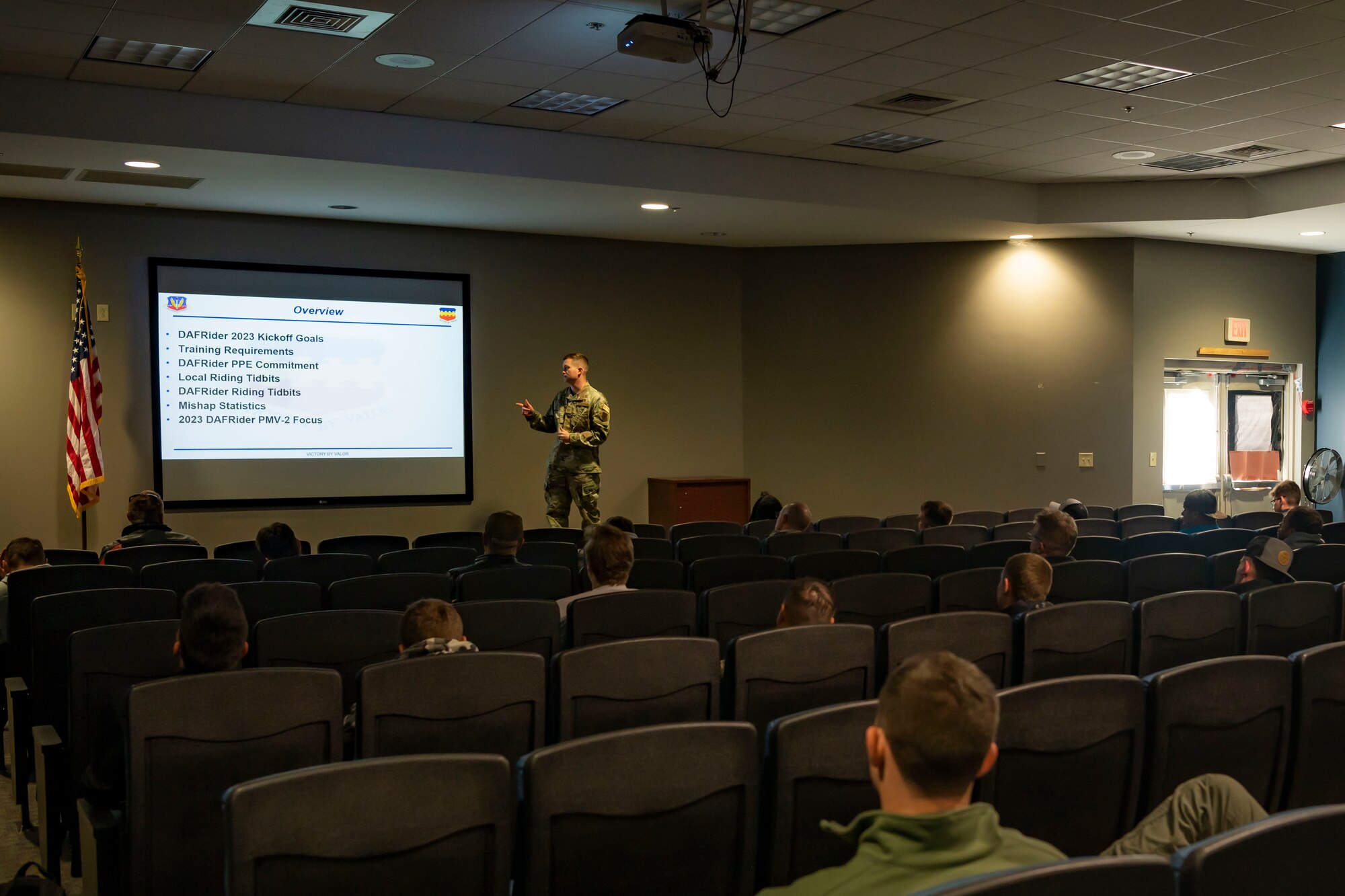 An Airman conducts a safety brief.