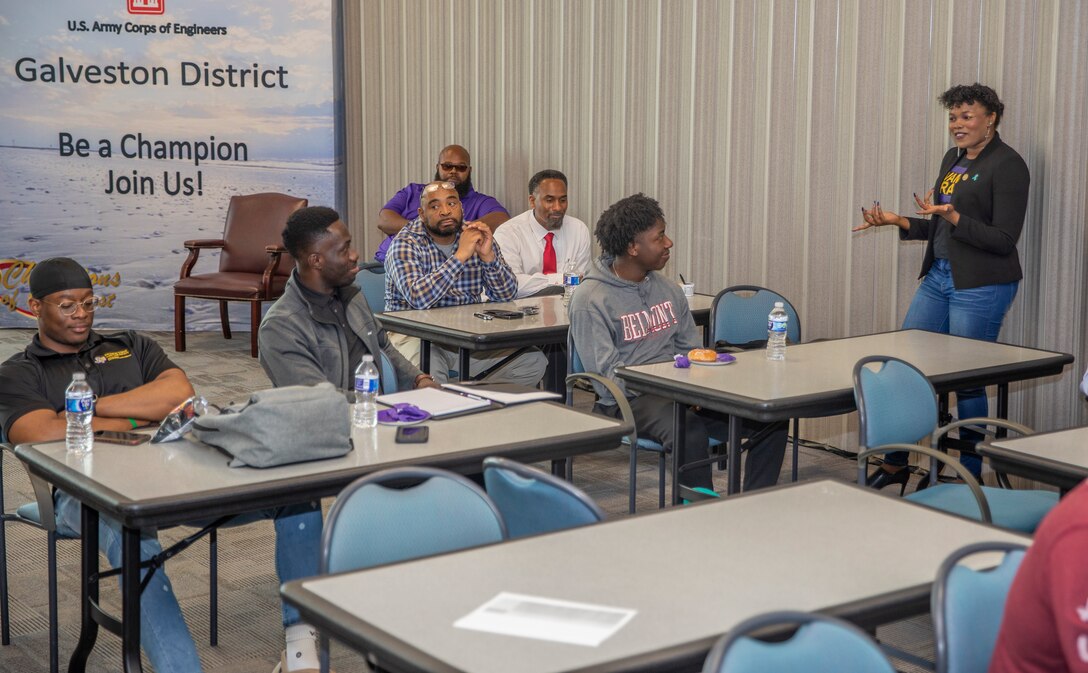 Kendell Barber, Equal Employment Opportunity Specialist with the U.S. Army Corps of Engineers (USACE) Galveston District, speaks to students from Prairie View A&M University during a visit to the district headquarters.