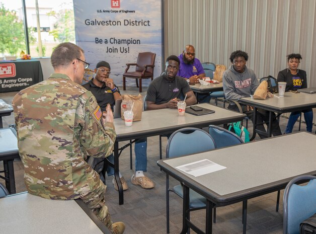 Col. Rhett Blackmon, Commander of the U.S. Army Corps of Engineers (USACE) Galveston District, speaks to students from Prairie View A&M University during a visit to the district headquarters.