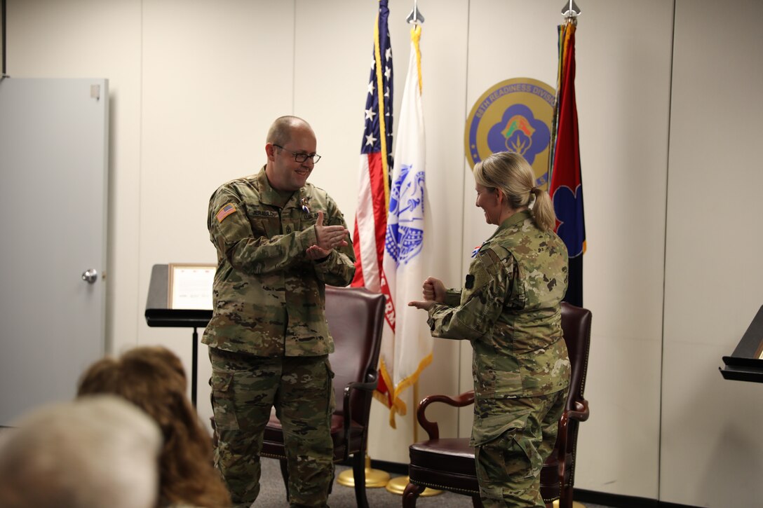 88th Mission Command Support Group celebrates two careers, a family’s retirement