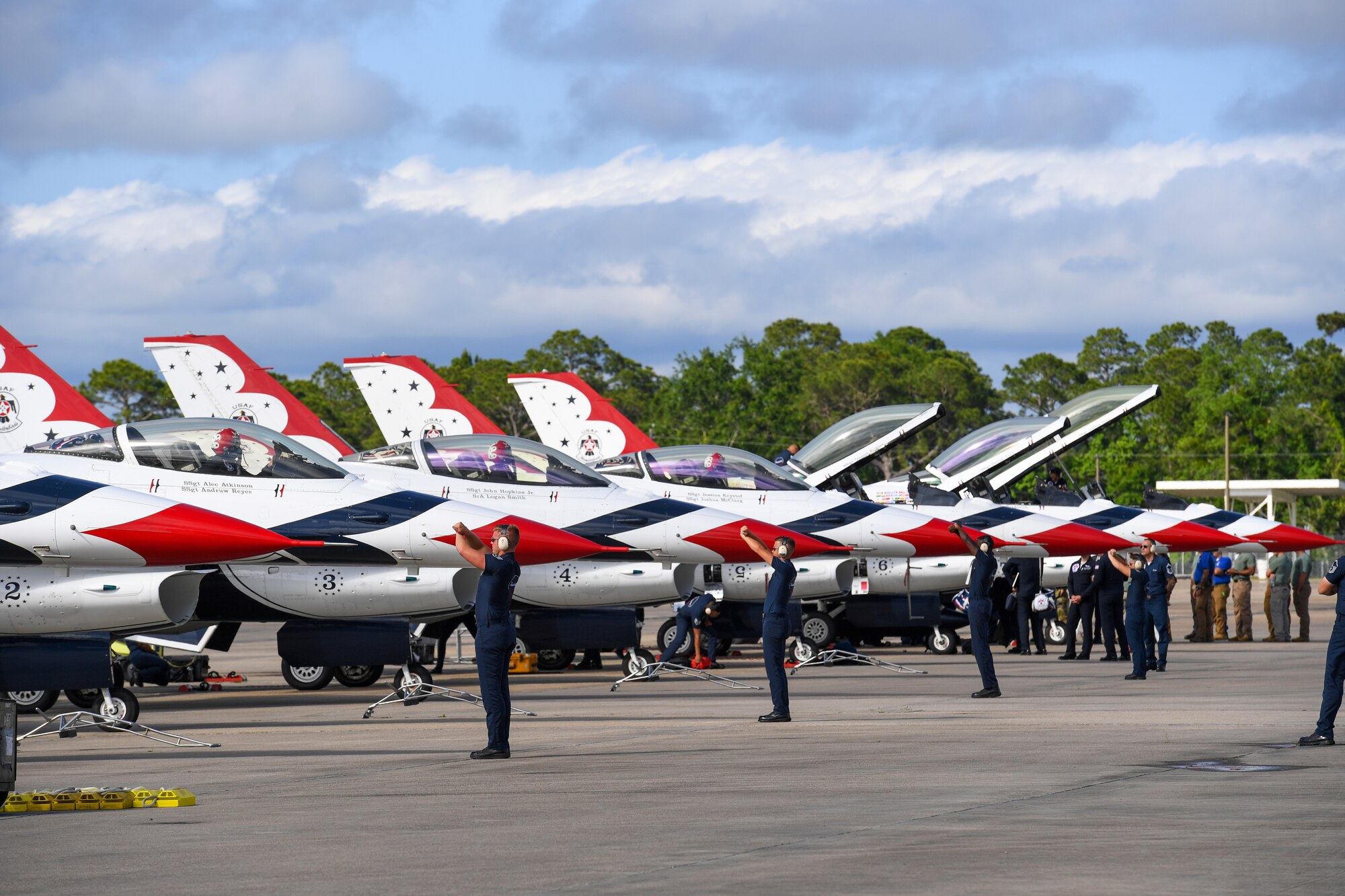 Thunderbirds arrive for the 2023 Thunder Over the Sound Air and Space