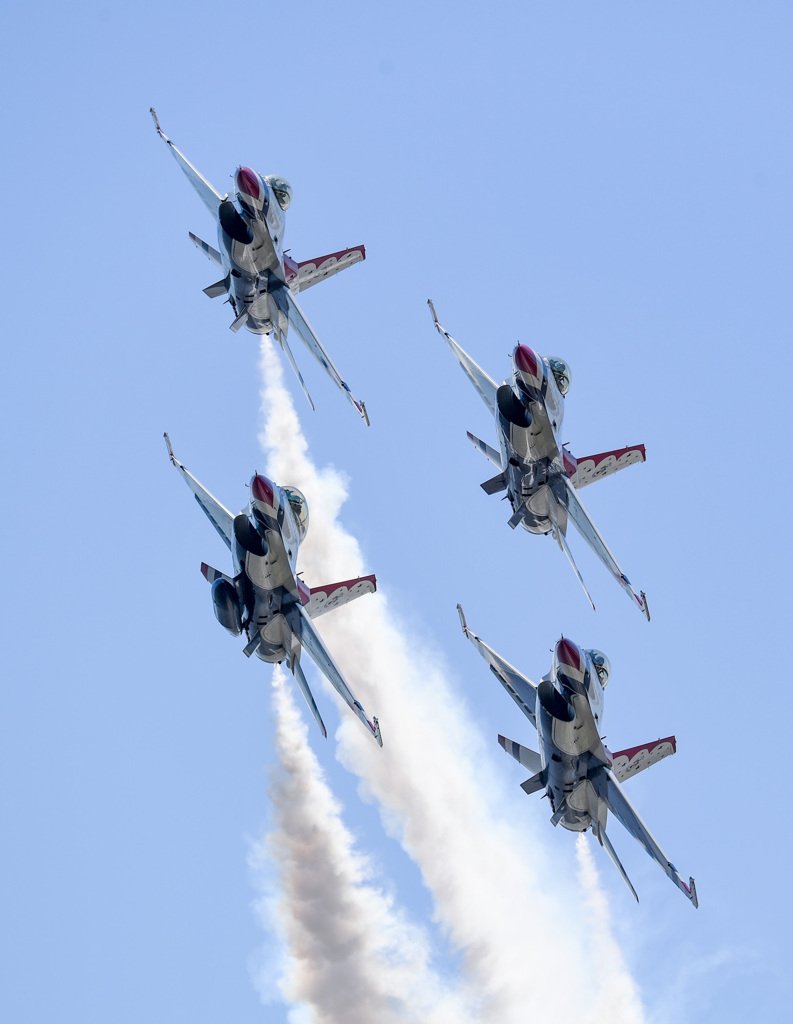 The Thunderbirds fly in diamond formation during a practice session for the 2023 Thunder Over the Sound Air and Space Show at Biloxi Beach in Biloxi, Mississippi, April 28, 2023. Thunder Over the Sound is a unique event where a military installation and its surrounding city jointly host an air show in two locations; Biloxi Beach and Keesler's flightline. (U.S. Air Force photo by Kemberly Groue)