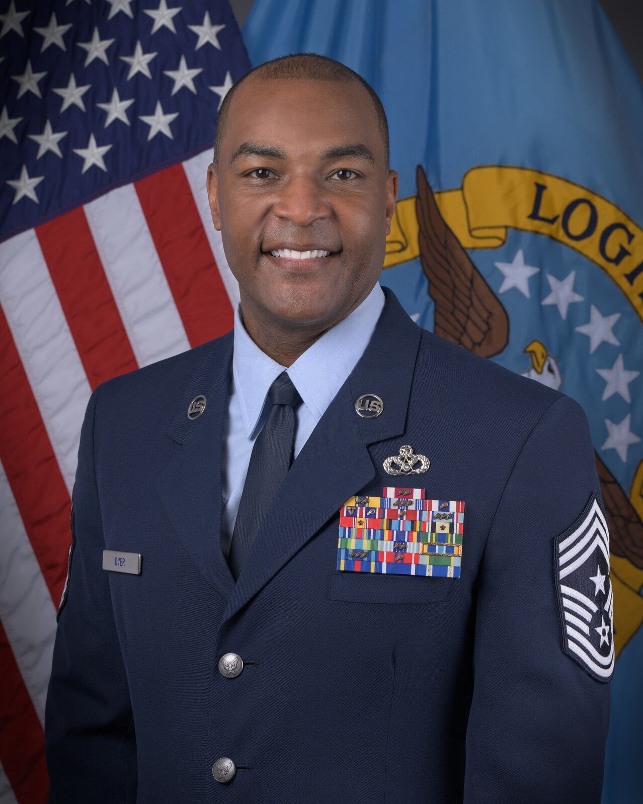 Command chief master sergeant alvin r dyer