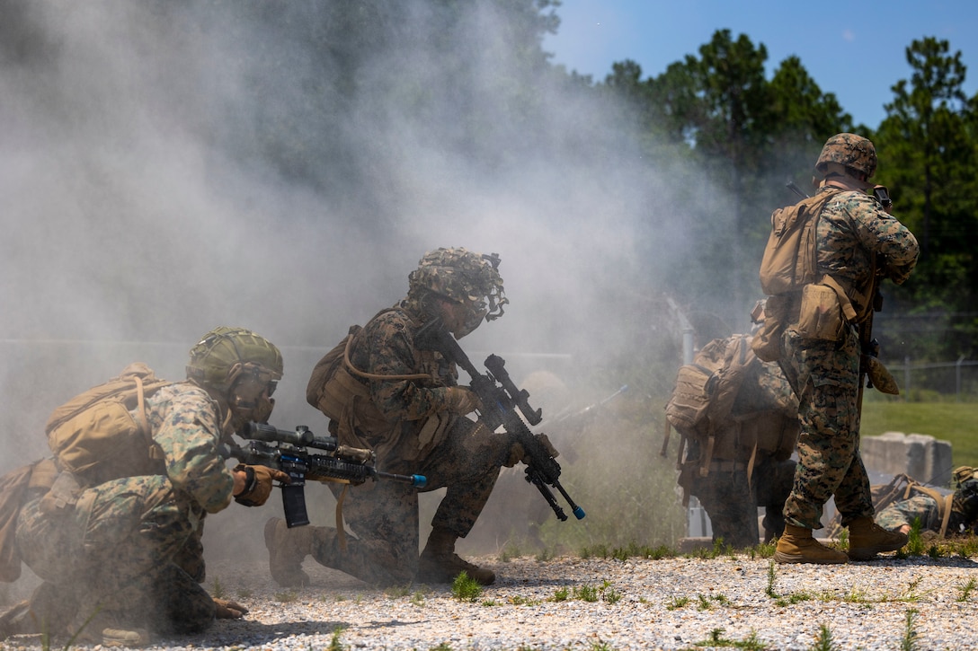 U.S. Marines with 1st Battalion, 24th Marine Regiment, Marine Forces Reserve, conduct a direct action raid under the supervision and training of
Marine Raiders with Marine Forces Special Operations Command during Exercise Raven, a unit readiness exercise, May 25, 2023. Exercise Raven is
a training exercise held to evaluate all aspects of a Marine Special Operations Company prior to a special operations deployment. (U.S. Marine Corps
photo by Cpl. Henry Rodriguez)