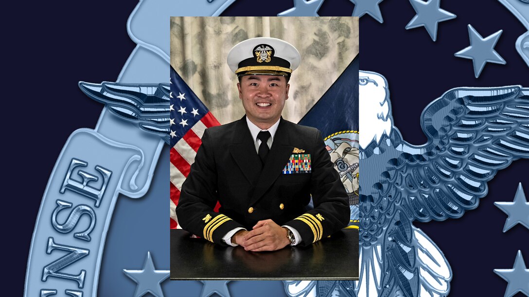 DLA Aviation officer wins prestigious award