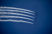 SEATTLE (Aug. 3, 2023) The U.S. Navy Flight Demonstration Squadron, the Blue Angels, perform at Lake Washington during Seattle Fleet Week, Aug. 3, 2023. Seattle Fleet Week is a time-honored celebration of the sea services and provides an opportunity for the citizens of Washington to meet Sailors, Marines and Coast Guardsmen, as well as witness firsthand the latest capabilities of today’s U.S. and Canadian maritime services. (U.S. Navy photo by Mass Communication Specialist 2nd Class Madison Cassidy)