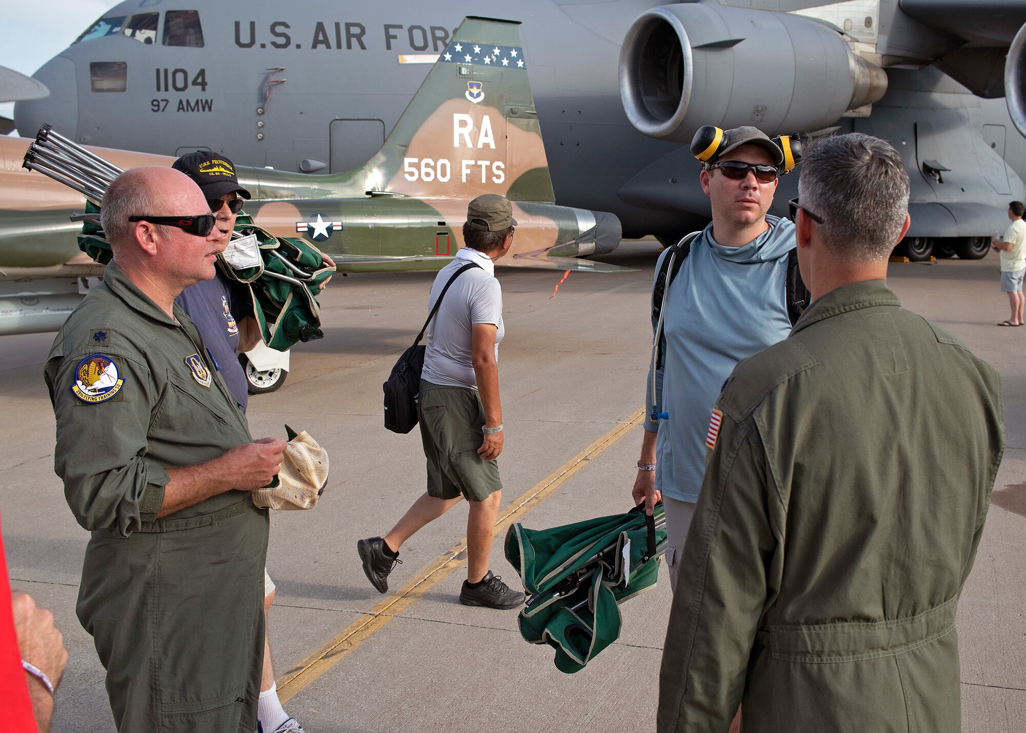 39th FTS pilots featured at EAA AirVenture