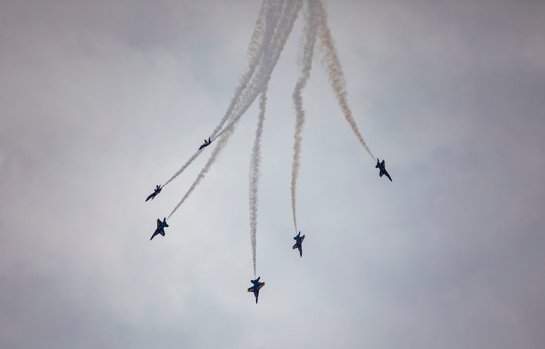 The United States Navy flight demonstration squadron, the Blue Angels, fly in formation for an airshow during Seattle Fleet Week, Aug. 05, 2023 in Seattle, Washington. Seattle Fleet Week is a time-honored celebration of the sea services and provides an opportunity for the citizens of Washington to meet Sailors, Marines and Coast Guardsmen, as well as witness firsthand the latest capabilities of today's U.S. and Canadian maritime services. (U.S. Navy photo by Mass Communication Specialist 2nd Class Ethan J. Soto)