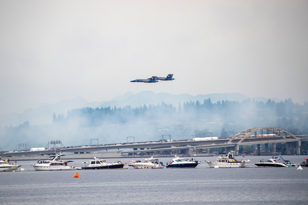 230805-N-YF131-1212 SEATTLE (Aug. 5, 2023) The U.S. Navy Flight Demonstration Squadron, the Blue Angels, perform at Lake Washington during Seattle Fleet Week. Seattle Fleet Week is a time-honored celebration of the sea services and provides an opportunity for the citizens of Washington to meet Sailors, Marines and Coast Guardsmen, as well as witness firsthand the latest capabilities of today’s U.S. and Canadian maritime services. (U.S. Navy photo by Mass Communication Specialist 2nd Class Madison Cassidy)