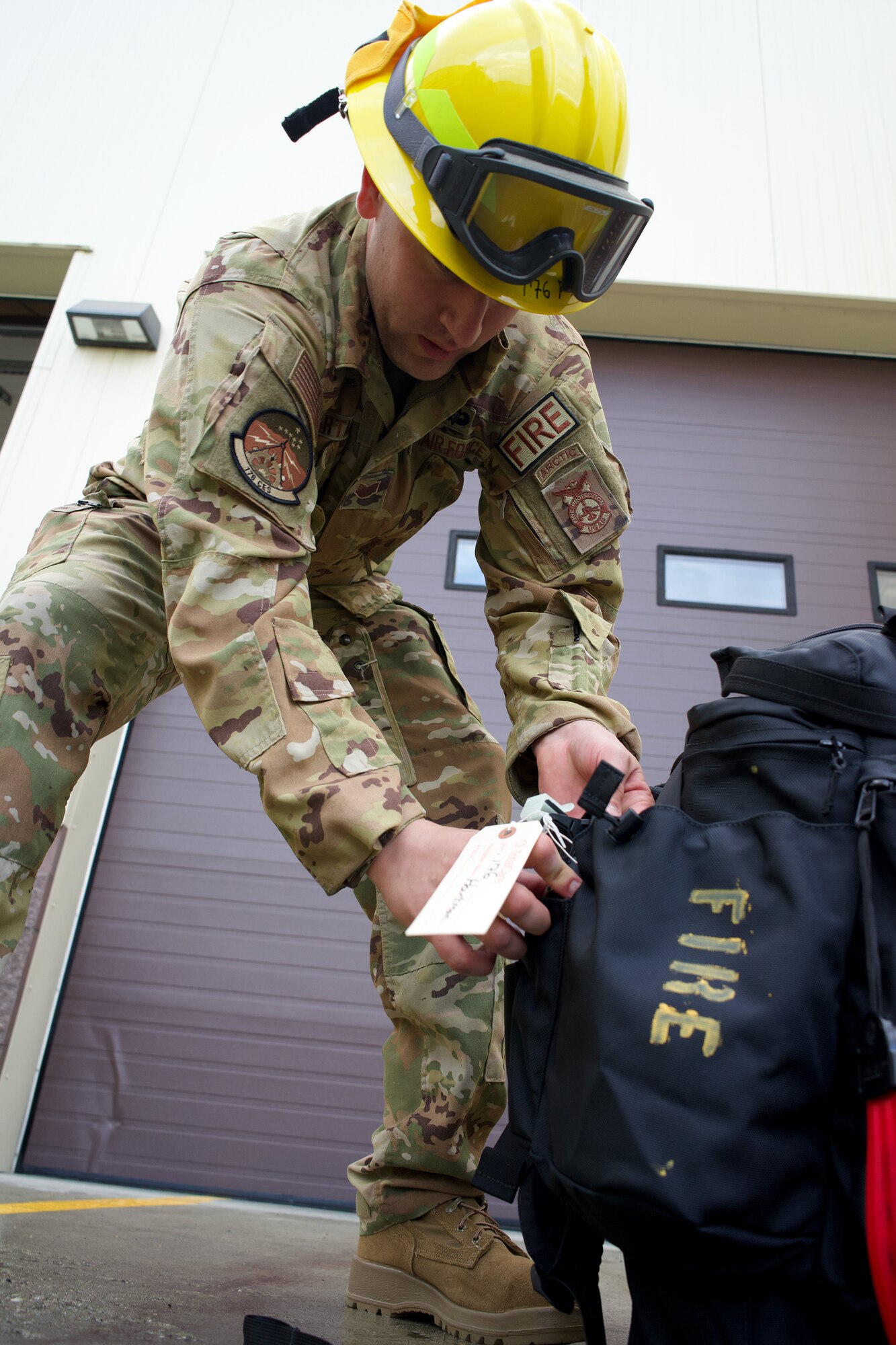 https://www.176wg.ang.af.mil/Media/Article-Display/Article/3486224/alaska-national-guardsmen-assist-with-interior-alaska-wildland-fires/
