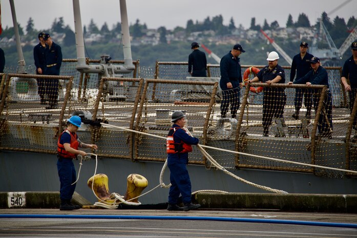 SEATTLE (Aug. 7, 2023) Coast Guardsmen assist Sailors assigned to the Arleigh Burke-class guided missile destroyer USS Barry (DDG 52) as they depart Seattle Fleet Week. Seattle Fleet Week is a time-honored celebration of the sea services and provides an opportunity for the citizens of Washington to meet Sailors, Marines and Coast Guardsmen, as well as witness firsthand the latest capabilities of today’s U.S. and Canadian maritime services. (U.S. Navy photo by Mass Communication Specialist 2nd Class Madison Cassidy)