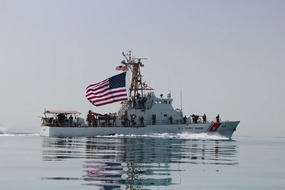 CGC Adak underway in the Persian Gulf