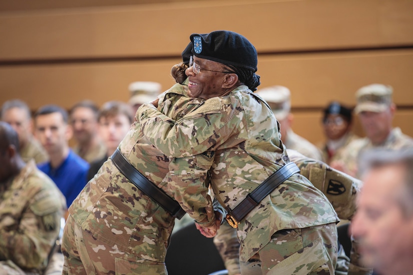 7th MSC Passes the Colors in Change of Command