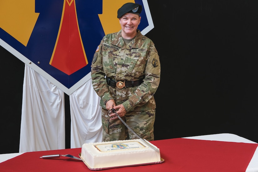 7th MSC Passes the Colors in Change of Command